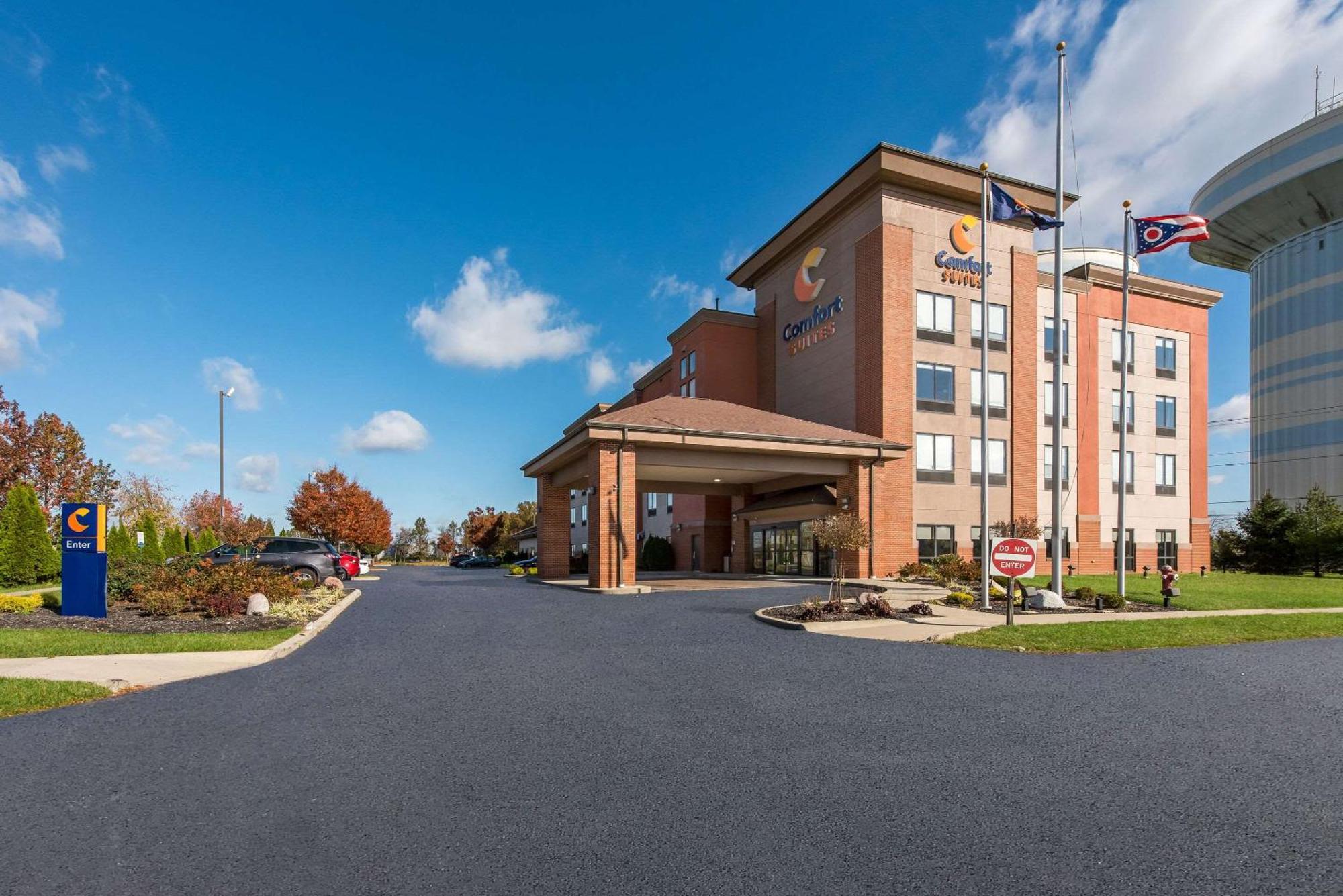 Comfort Suites Columbus East Broad Extérieur photo